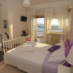 Frühstückspension Mare Di La Finestra Sul Porto, Augusta